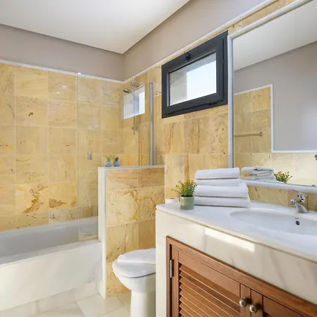 Вилла Hipoclub Villas, Aguamarina 25 *